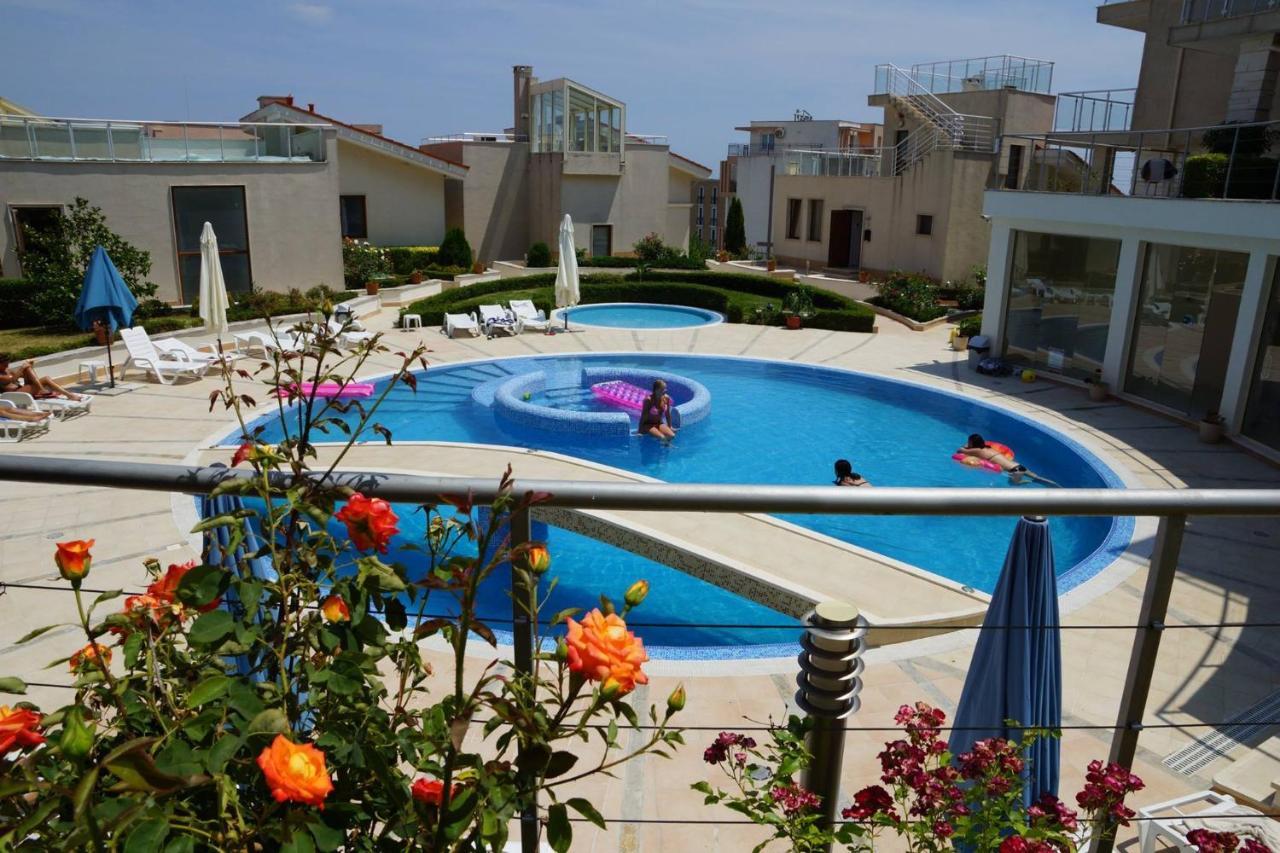 Sun Village Family Houses Byala  Extérieur photo