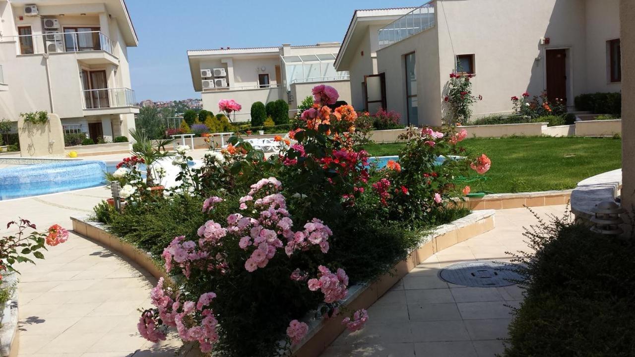 Sun Village Family Houses Byala  Extérieur photo